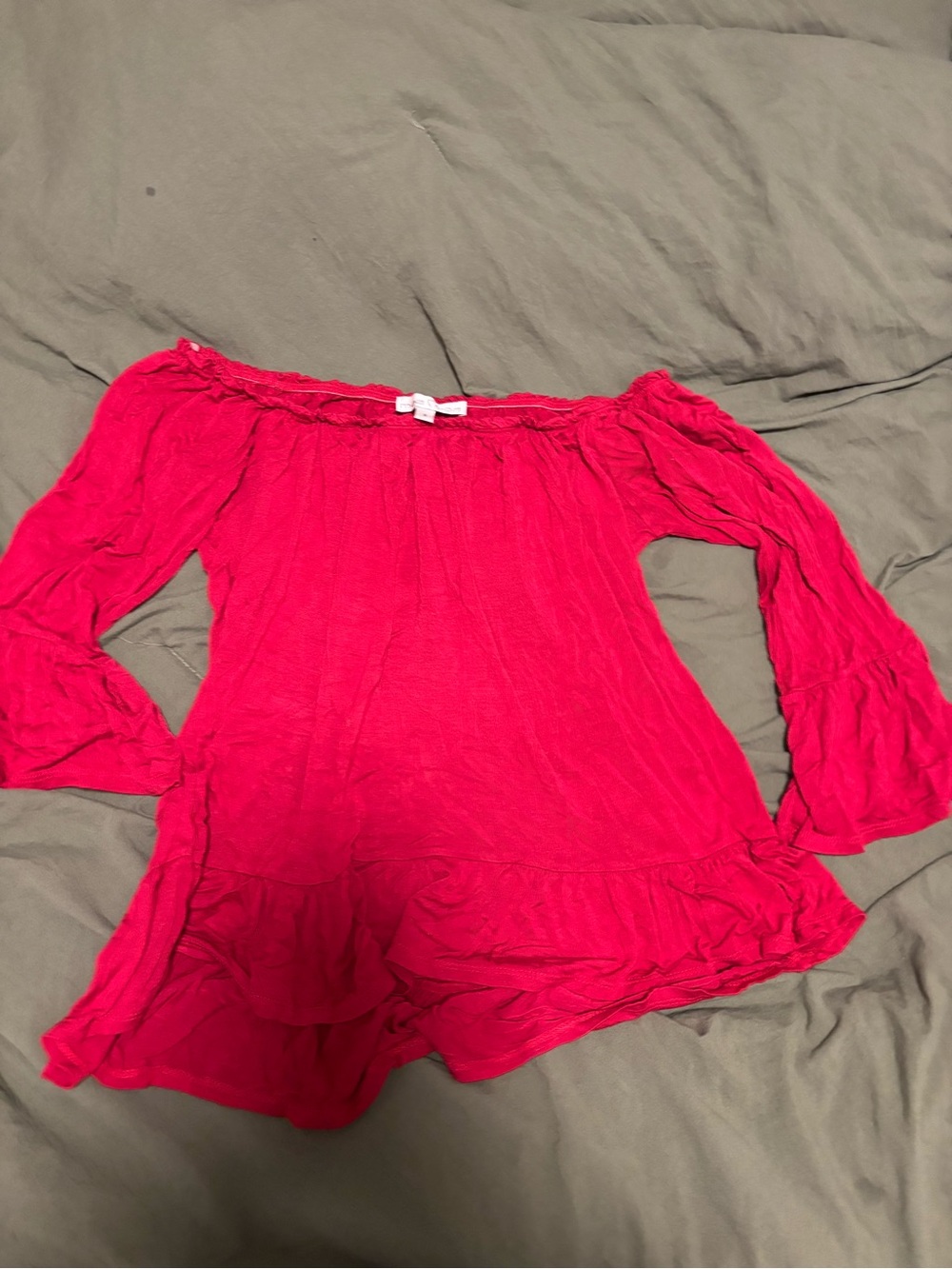 Off-Shoulder Red Women’s Top with Ruffled Hem